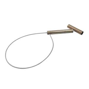 Poste de sujeción para cerdos de 18 pulgadas de grado agrícola cromado con sistema de bloqueo seguro y fácil agarre - Product Image 3