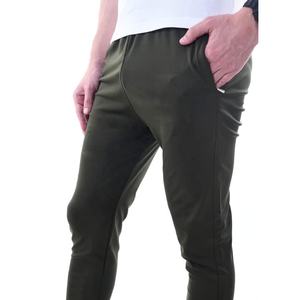 Chándales de poliéster de algodón 100% de manga larga para hombre de alta calidad para deportes de invierno al aire libre diseños de logotipo y etiquetas personalizables - Product Image 5