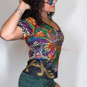 T-shirt à sublimation imprimé sur toute la surface T-shirt à manches courtes de style décontracté pour femmes T-shirt à sublimation conçu sur mesure - Product Image 4