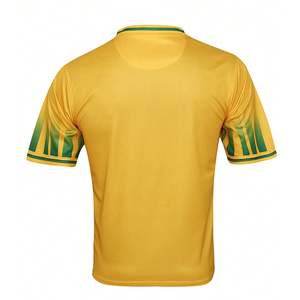 Camiseta de Fútbol de Entrenamiento con Diseño Sublimado de Nuevo Estilo para Uniforme de Fútbol con Cuello Redondo y Patrón Personalizado - Product Image 2