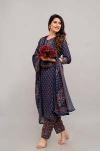 Dernière collection de vêtements de bureau quotidiens pour femmes, élégant ensemble kurta pantalon en coton imprimé avec dupatta, salwar kameez prêt à porter - Product Image 3
