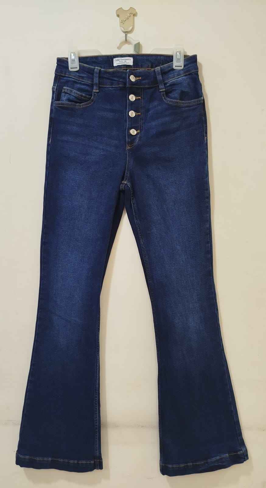 สีน้ำเงิน