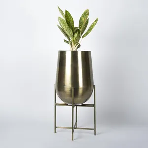 ที่ปลูกต้นไม้โลหะสำหรับตกแต่งสวนงานศิลป์ทำจากโลหะเคลือบเงามันวาวสำหรับตกแต่งบ้าน - Product Image 6