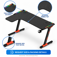 Bureau de jeu avec plateau noir incurvé et repose-pieds orange