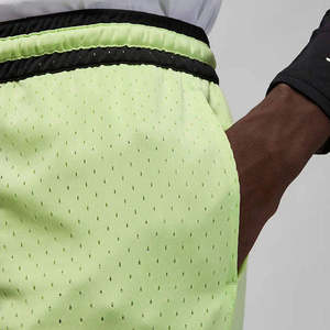 กางเกงขาสั้นตาข่ายเอวกลางของผู้ชายสำหรับใส่เล่นยิม2024วิ่งวิ่งโลโก้ออกแบบได้ตามต้องการ - Product Image 5