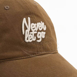 Gorra de Béisbol para Exteriores de Alta Calidad, 100% Algodón, Transpirable e Impermeable, Correa Trasera Ajustable para un Ajuste Perfecto, Moda para Toda Temporada - Product Image 3