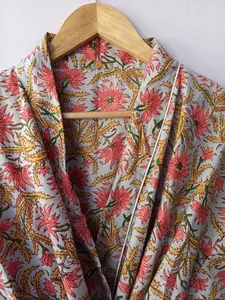 Peignoir de bain indien fait à la main de qualité supérieure Kimono imprimé floral disponible chez Wholesale Supply Robe Kimono de mariée - Product Image 2