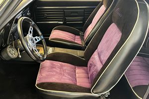 Chevrolet Camaro Coupé 1968 d'occasion en excellent état, boîte manuelle 4 vitesses, V8 de 396 pouces cubes, restauré, avec système de sonorisation intégré - Product Image 4