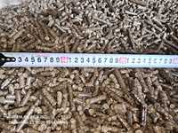 Pelet Biomassa Kayu Lunak Berkualitas Tinggi GREENLIFE ASIA 8mm Bentuk Gumpalan 4800J Kalori 3% Abu 8% Kelembapan 750kg/m3 Kepadatan