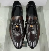 Mocassins en cuir pour hommes de haute qualité chaussures à enfiler à glands pour les affaires formelles et décontractées idéales pour l'hiver vente en gros