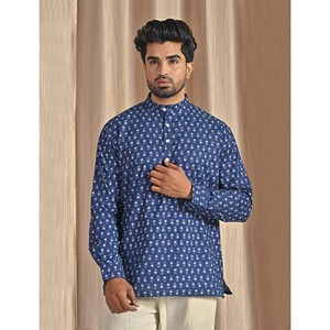 เสื้อคุร์ต้าผ้าฝ้ายป๊อปลินสีน้ำเงินพิมพ์ลายสำหรับผู้ชาย เสื้อเชิ้ตแขนยาวลำลอง ระบายอากาศได้ดีและสวมใส่สบาย - Product Image 3