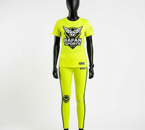 Ensemble t-shirt et legging en polyester et élasthanne, jaune fluo, vêtements de sport, panneaux latéraux rayés, logo personnalisé par transfert thermique, ensembles pour femmes - Product Image 3