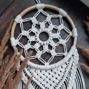 Tapisserie murale en macramé polyester faite à la main OEM ODM, attrape-rêves bohème personnalisé, broderie à pompons, écologique, décoration intérieure JNC Macramé - Product Image 3