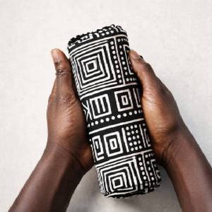 Robe de plage bohème artisanale en lin pour femme, respirante, légère, brodée, avec pompons - Product Image 2