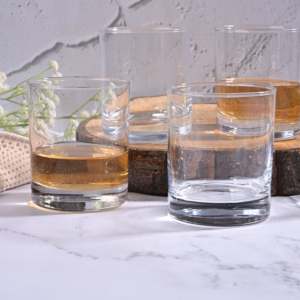 Juego de 4 Vasos Transparentes Luminosos de Vidrio, Diseño Minimalista con Patrón Sólido, Aptos para Lavavajillas, Regalo para Adultos y Fiestas - Product Image 2