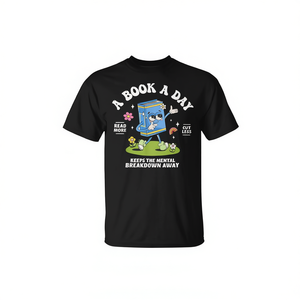 Una camiseta con la frase "Un libro al día evita el desgarro mental" para adultos, unisex, negra - Product Image 2