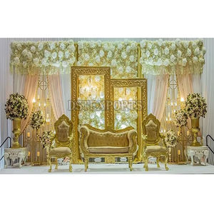 Escenario de Boda Tradicional de Tres Pilares, Magnífico Escenario de Boda de Estilo Tradicional, Escenario Elegante para Bodas Indias, Evento en Massachusetts - Product Image 2