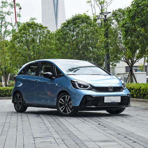 Sedán Usado 2023 de 1.5L y 131 Caballos de Fuerza, 5 Puertas y 5 Asientos, Importado de Japón, Auto Pequeño Económico, Sin Accidentes - Product Image 2