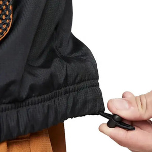 Ensemble short et veste coupe-vent pour homme Streetwear à fermeture éclair réfléchissante Survêtement court respirant de grande taille pour homme et femme - Product Image 6