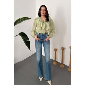 Blusa con volantes color menta - Verde menta - Product Image 3
