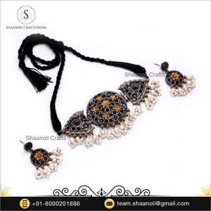 Collar con tachuelas de piedra elegante azul oxidado de Plata a la moda de diseño único en gargantilla pulida de doble tono con pendientes - Product Image 2