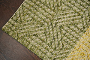 Premium Quality Luxury Textured Wool <b>Boho</b> <b>Rug</b> Handwoven Modern Woollen <b>Rug</b> for Cozy Home Atmosphere Plush Pile Height - Product Image 4