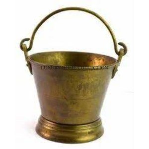 Antique-style <b>galvanized</b> metal charcoal <b>bucket</b> with a removable lid ideal for keeping coal dry and safe from moisture - Product Image 6