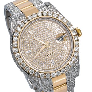 Montre analogique de luxe de qualité supérieure à cadran baguette de 40mm en acier inoxydable de style Hip Hop avec accents dorés Moissanite glacée - Product Image 2