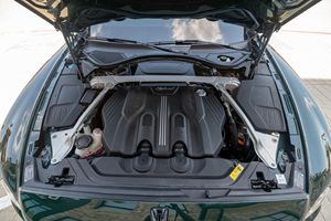 Flying Spur S Hybrid 2023, 536 chevaux, hybride rechargeable, transmission intégrale, couleur extérieure Barnato - Product Image 6