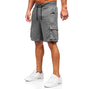 Fabricante de pantalones cortos cargo para hombre de marca privada que ofrece diseños personalizados, múltiples estilos de bolsillos y producción en grandes cantidades. - Product Image 1