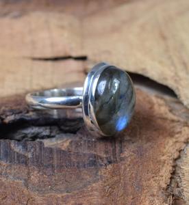 Anillo de Plata de Ley 925 con Labradorita Estilo Boho, Joyería Hecha a Mano, Anillo de Plata para Mujer, Regalo de Boda para Ella - Product Image 2