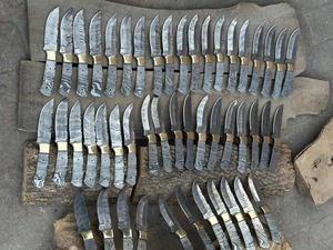 LOTE DE 30 PIEZAS 8 "HOJAS EN BLANCO DE ACERO DAMASCO FORJADO A MANO CUCHILLOS DE HOJA FIJA REGALO PARA TU AMIGO. - Product Image 6