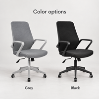 Chaise de bureau ergonomique à dossier haut en maille avec réglage de la hauteur par vérin à gaz, base étoile à cinq branches inclinable et repose-pieds pour bureaux modernes, salles de réunion et télétravail