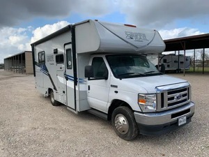 Camping-car d'occasion en bon état, modèle C-O-A-C-H-M-E-N RV C-R-O-S-S TRAIL 23XG 2022, haute performance, disponible à la vente - Product Image 6