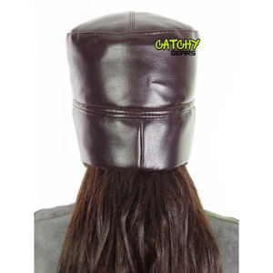 Chapeau trappeur aviateur en PVC marron vintage, vegan, avec garniture en fausse fourrure de mouton - Product Image 6