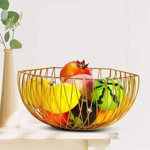 Corbeille à fruits géométrique en spirale de style nordique, en fer forgé minimaliste, creuse, pour le rangement des légumes, décoration de table - Product Image 1