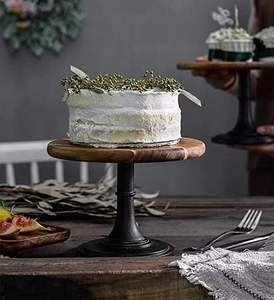 ถาดไม้อะคาเซียแบบวางเท้าสูงทำด้วยมือสำหรับวางเค้กเครื่องล้างจานปลอดภัยสำหรับเสิร์ฟเค้กผลไม้ - Product Image 1