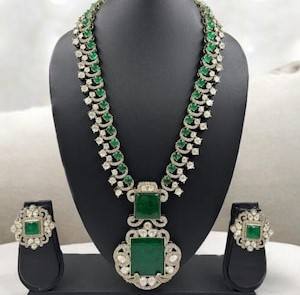 Esmeralda natural doblete victoriano Kundan collar conjunto Sabyasachi nupcial indio pakistaní bodas oro plata largo Kundan regalos - Product Image 2