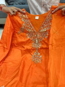 Vente flash : Ensemble Kurta Palazzo traditionnel indien pour fiançailles, réceptions et célébrations festives, disponible à la vente - Product Image 5