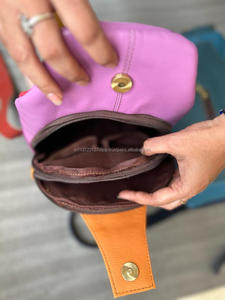 Nouveau Western élégant multi cuir recyclé couleur trapu unisexe bandoulière poitrine sac arc-en-ciel couleur fermeture éclair bandoulière avant sacs - Product Image 6