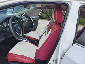 CLEAN USED 2018 pour Corolla Turbo Manuel Volant à Gauche Intérieur Clair Pneus R18 Berline - Product Image 4