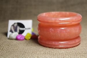 กำไลเรซิ่นกลมสำหรับผู้หญิงมีสีและผิวมันสำหรับวันครบรอบดีไซน์แบบพรีเมี่ยม - Product Image 4