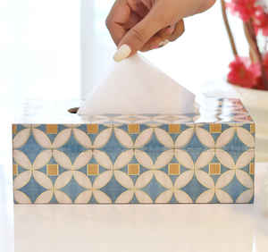 Artesanías personalizadas Caja de pañuelos de madera de mango Caja impresa azul y amarilla Caja de soporte de pañuelos de mesa hecha a mano - Product Image 1