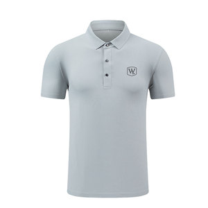 เสื้อโปโลผู้ชายทรงปกติ ผ้าคุณภาพสูง น้ำหนักเบา ทนทานต่อการใช้งาน - Product Image 1