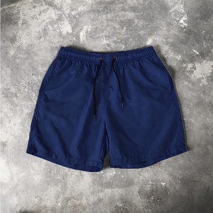 Short de sport unisexe pour la course à pied à séchage rapide d'été Short de sport avec logo personnalisé brodé pour hommes et femmes grande taille - Product Image 4