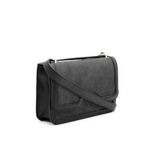 <b>Large</b> Capacity Casual Crossbody P54558 Handbag <b>Black</b> Leather and PU Lining with Durable Letter and Tassel Decoration - Product Image 2