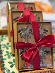 Classic Metal Gold Luxury Napkin Rings for Party Tableware - Product Image 4