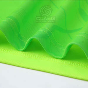 Uniformes ligeros de fútbol personalizados de alta calidad, uniformes de nuevo estilo de último diseño con colores sólidos, conjunto de fútbol de servicio OEM - Product Image 5