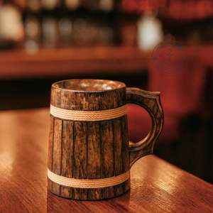 Mug à bière en bois personnalisable TIMELESS CRAFT, design classique fait à la main, emballage en boîte, cadeaux d'affaires pour le café et la bière - Product Image 5