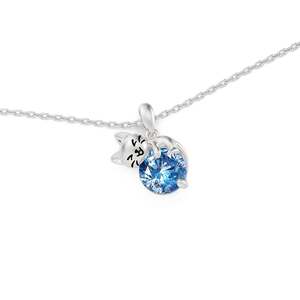 Collier Jeulia Hug Me Sassy Cat en acier inoxydable plaqué or avec pierre de naissance - Product Image 3